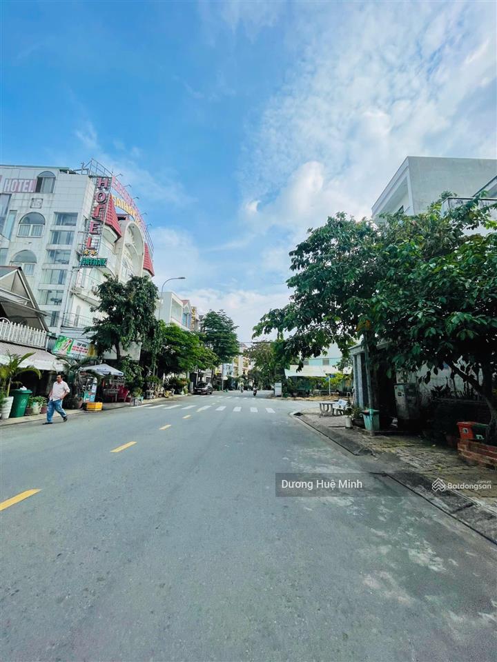 Giảm còn 8tỷ đất mặt tiền kinh doanh 102.3m2 (~5x21) đường 494 kết nối lê văn việt, công nhận đủ