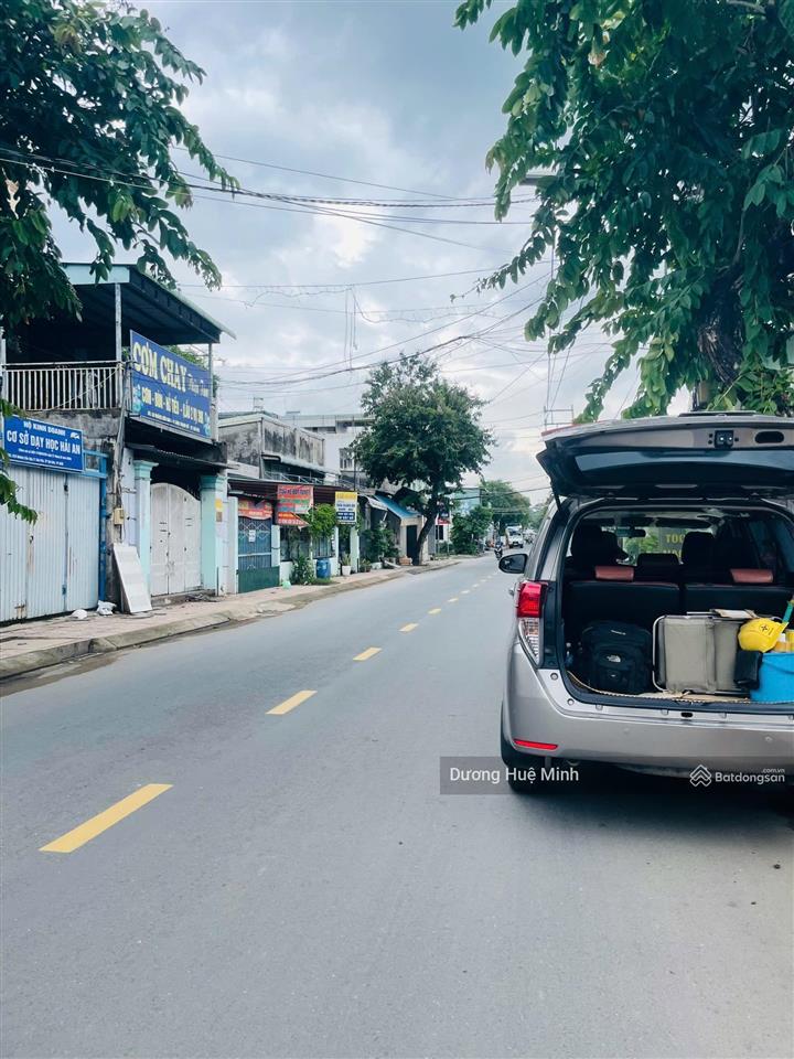 Bán gấp lô đất mặt tiền đường cầu xây ngay sát hoàng hữu nam, đường rộng 12m, được xây 1 hầm 6 tầng