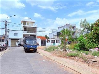 Còn một lô  hẻm nhựa 7m  vị trí đẹp  sát phạm văn đồng  giá chỉ 6 tỷ xíu