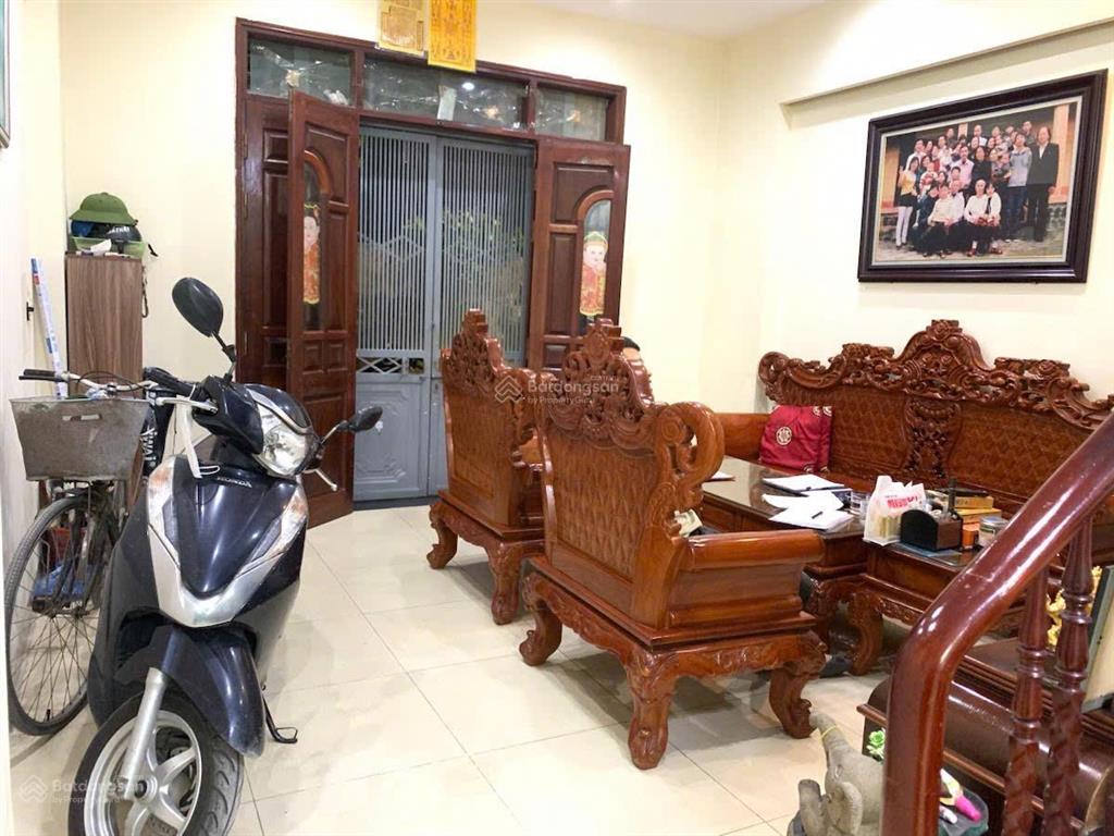 Siêu phẩm nhà phú diên, đường chùa bụt mọc có thể lắp thang máy nhà dân xây ô tô đỗ cửa
