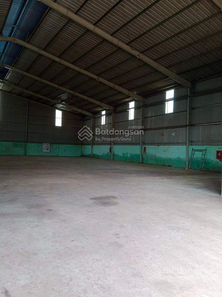 Cần bán nhà kho mặt tiền lộ đt 852 đồng tháp, mặt sông sa đéc