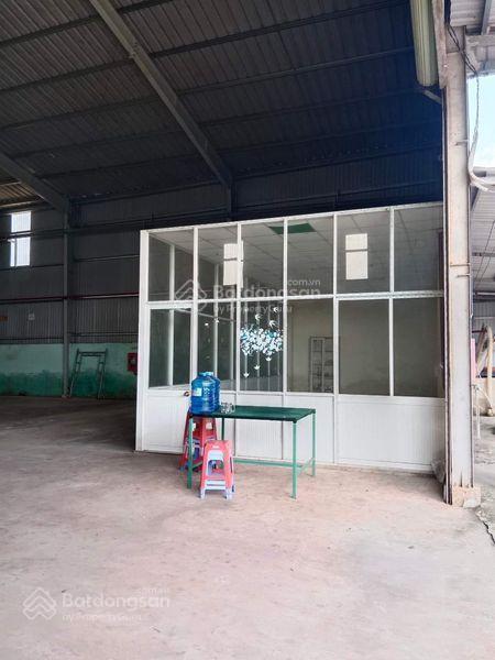 Cần bán nhà kho mặt tiền lộ đt 852 đồng tháp, mặt sông sa đéc