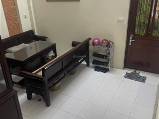 Cho thuê nhà nguyên căn 25m2 x 4 tầng (2 pn) tại ngõ 22a hai bà trưng, hoàn kiếm, 12 triệu/1 tháng