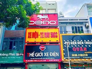Nhà mặt tiền kinh doanh đường 3 tháng 2 quận 10 , diện tích sử dụng 400m2 , kinh doanh ngay