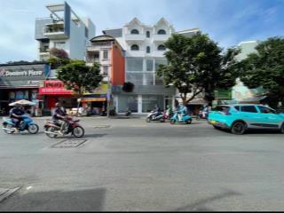 Nhà mặt tiền hoà bình  quận 11 , 5 tầng có thang máy phù hợp kinh doanh nhiều thương hiệu lớn