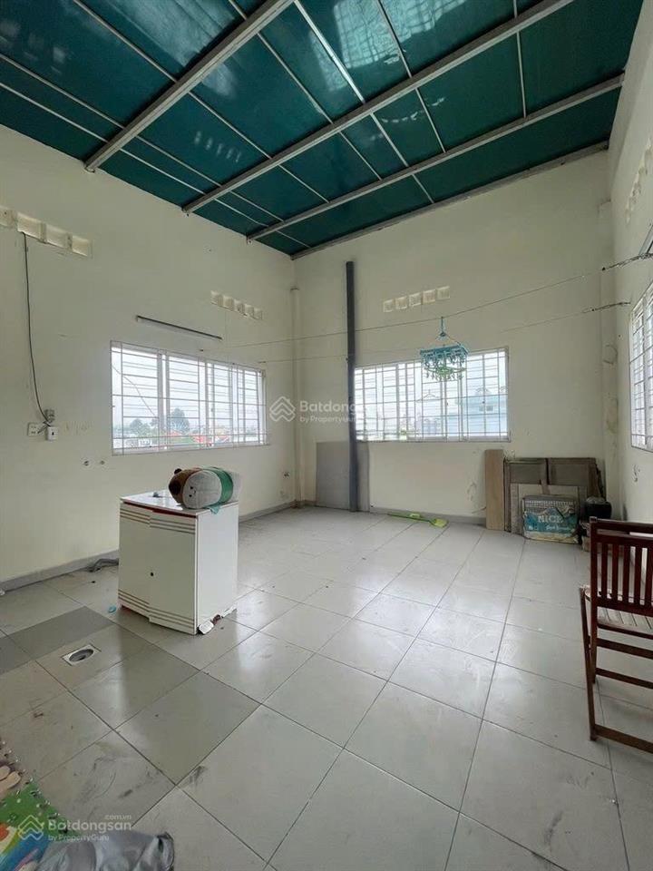 Cho thuê nhà ngay hà đô, cách mạng tháng 8, quận 10, kinh doanh nhiều ngành, 6 tầng có thang máy