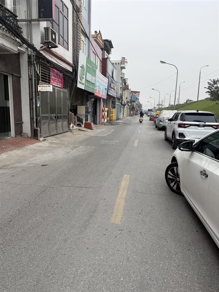 Bán nhà mặt phố tân thụy  đường 3 oto tránh  kinh doanh  dt 240m2, mt 10m. giá 48 tỷ còn tl