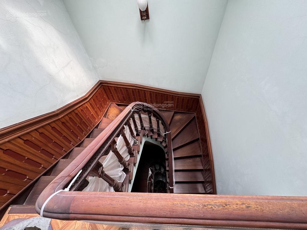 Bán nhà mặt phố tân thụy  đường 3 oto tránh  kinh doanh  dt 240m2, mt 10m. giá 48 tỷ còn tl