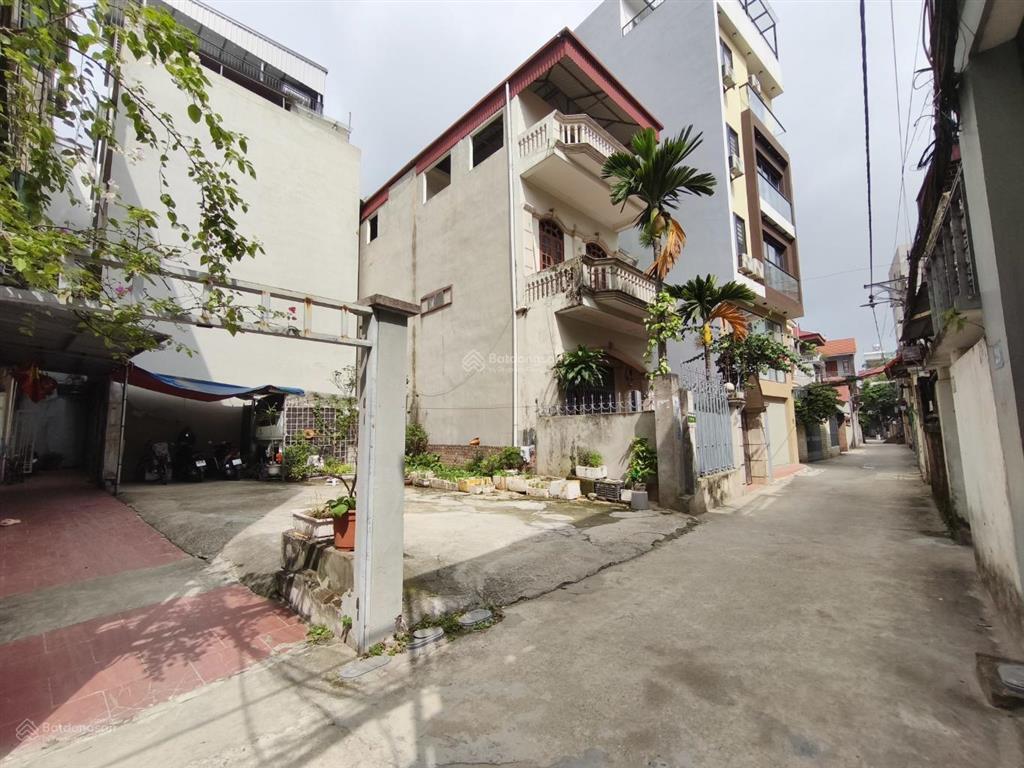 Bán đất ngõ 76 tân thuỵ lô góc đường oto 7c thông. dt90m2,mt6m. giáthương lượng