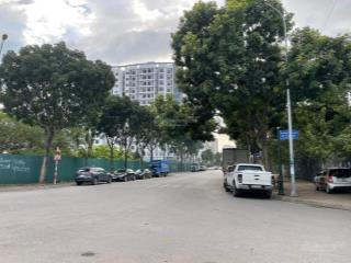 Bán đất phân lô kđt sài đồng vỉa hè đông nam kinh doanh xây toà nhà siêu đẹp. 175m2,mt8.5m.