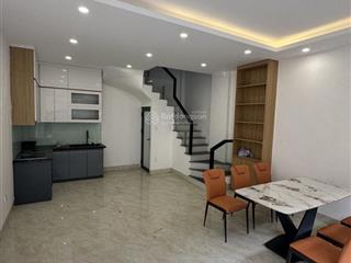 Bán nhà sài đồng full nội thất gara oto. dt39m2,mt4.5m, 5 tầng. giá chào7.65 tỷ