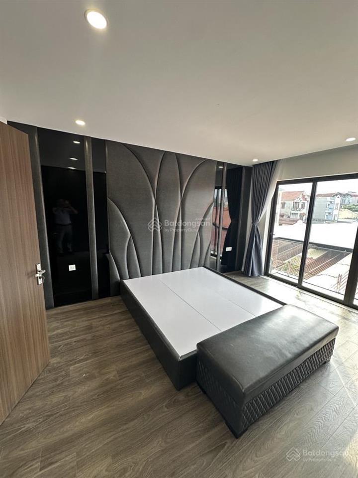 Bán nhà sài đồng  full nội thất  cách 20m ra đường oto tránh. 50m2, mt 4m, 5 tầng. giá tl