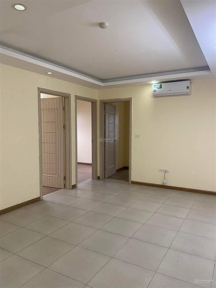 Tôi cần bán căn chung cư ruby3 căn góc  bc đông nam siêu mát. dt 72m2,3 ngủ, 2vs. giá 4.2 tỷ tl