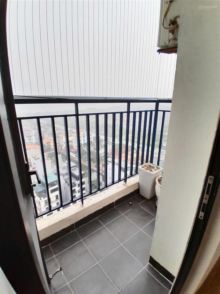 Tôi cần bán căn chung cư ruby3 căn góc  bc đông nam siêu mát. dt 72m2,3 ngủ, 2vs. giá 4.2 tỷ tl