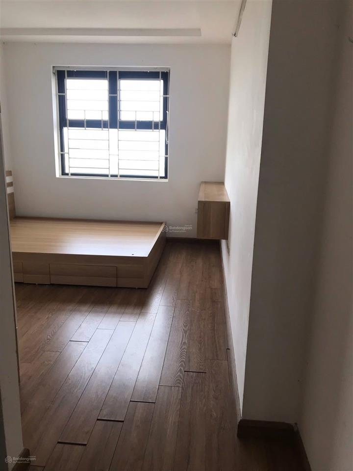 Tôi cần bán căn chung cư ruby3 căn góc  bc đông nam siêu mát. dt 72m2,3 ngủ, 2vs. giá 4.2 tỷ tl