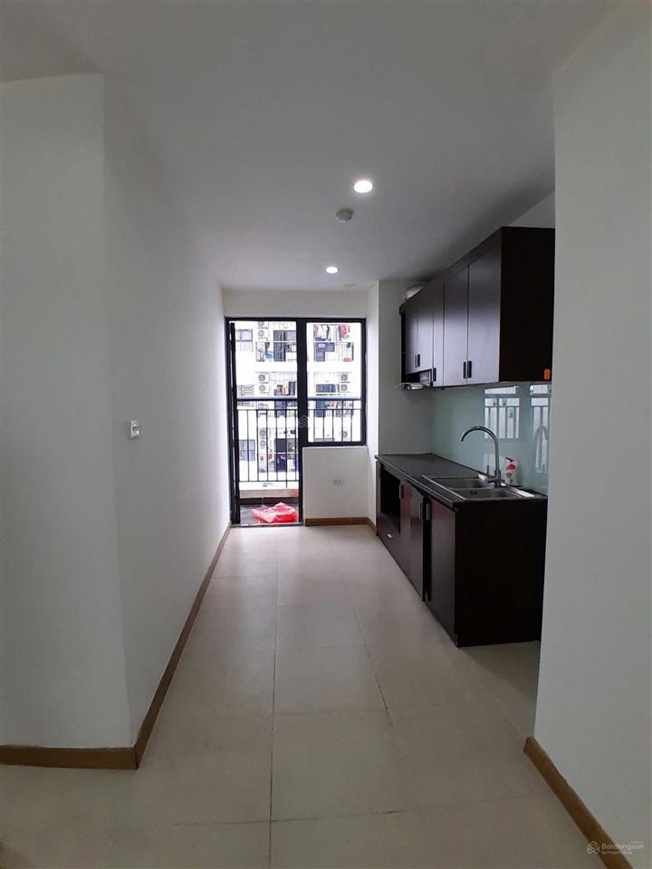 Tôi cần bán căn chung cư ruby3 căn góc  bc đông nam siêu mát. dt 72m2,3 ngủ, 2vs. giá 4.2 tỷ tl