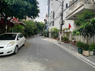 Chính chủ cần bán mảnh đất full thô cư nguyên khê đường 2 xe công tránh cách 5m là đường 40m.