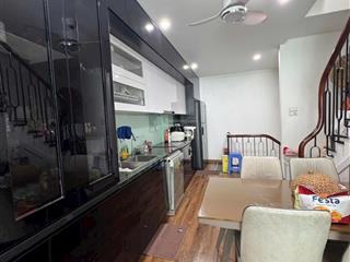 Chính chủ bán nhà bồ đề  cách ôtô tránh 10m nhà tự xây. dt 38m2, 5t mt 4.5m. giá thương lượng