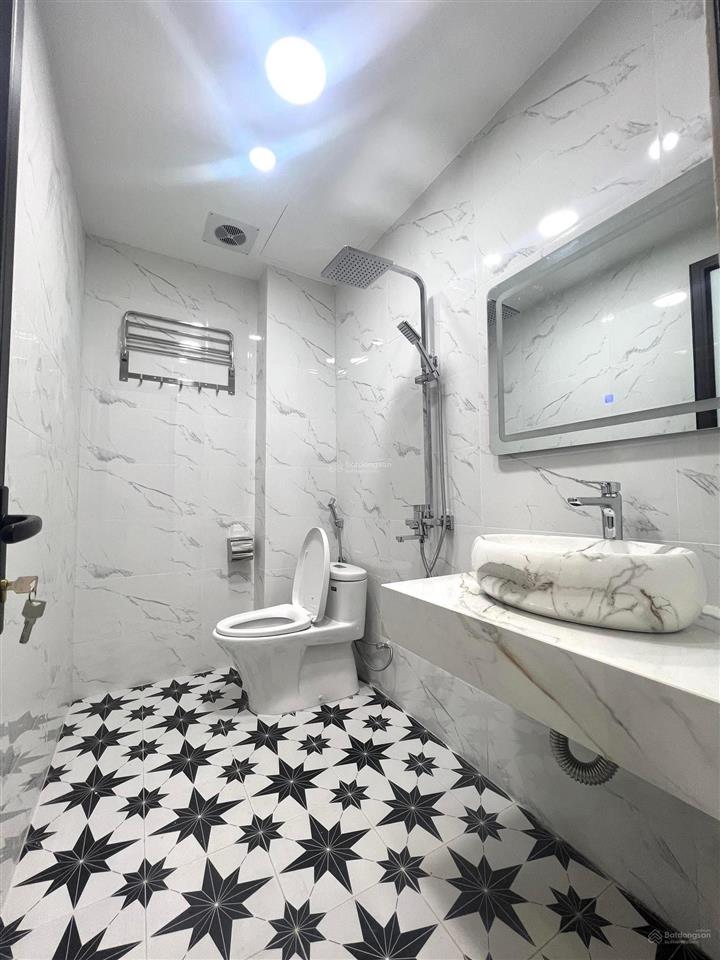 Bán nhà nghĩa tân, ô tô tránh, kinh doanh, văn phòng, dòng tiền, ô chờ thang máy, 58m2*5t*15.3 tỷ