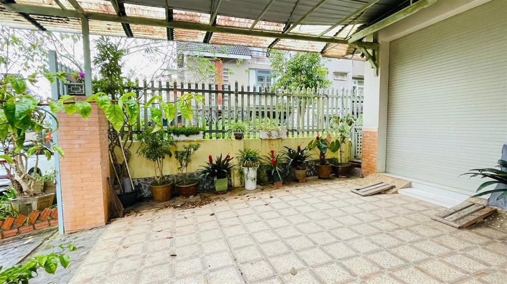 Giá quá tốt villa mặt tiền đường lớn  228m2  15 tỷ đường ngô quyền, đà lạt  đường rộng thoáng