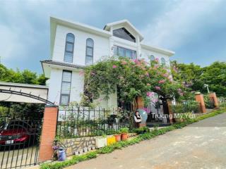 Siêu phẩm!  biệt thự 200m² măng lin  giá 10 tỷ, sổ hồng  sở hữu căn villa lý tưởng tại đà lạt