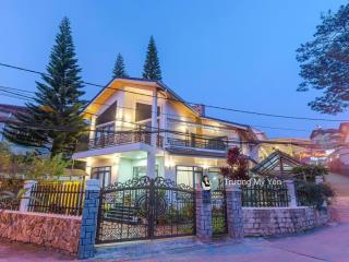 Biệt thự 277m² ngay trung tâm đà lạt  đường 3 tháng 4  9pn  24 tỷ giá siêu tốt