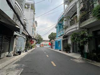 Bán nhà đường nhựa 10m luỹ bán bích (4m x 15m) nhà 1 trệt 1 lửng