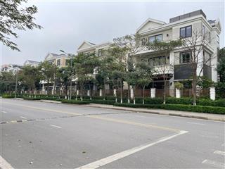 Bán bt 220m2, 4 tầng, tại kđt tây hồ tây  starlake hà nội, giá đầu tư