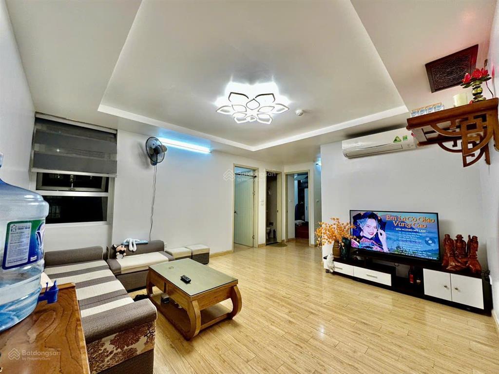 Bán căn hộ 2pn tại nguyễn huy tưởng giá 5.x tỷ. 0918 999 ***