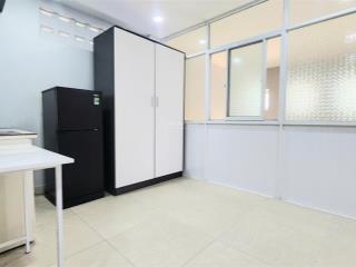 Nhà mới cửa sổ sạch sẽ an ninh yên tĩnh