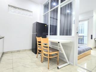 Căn hộ 1p ngủ, 1p bếp, 60m2 ban công & cửa sổ, 60m2. máy giặt riêng