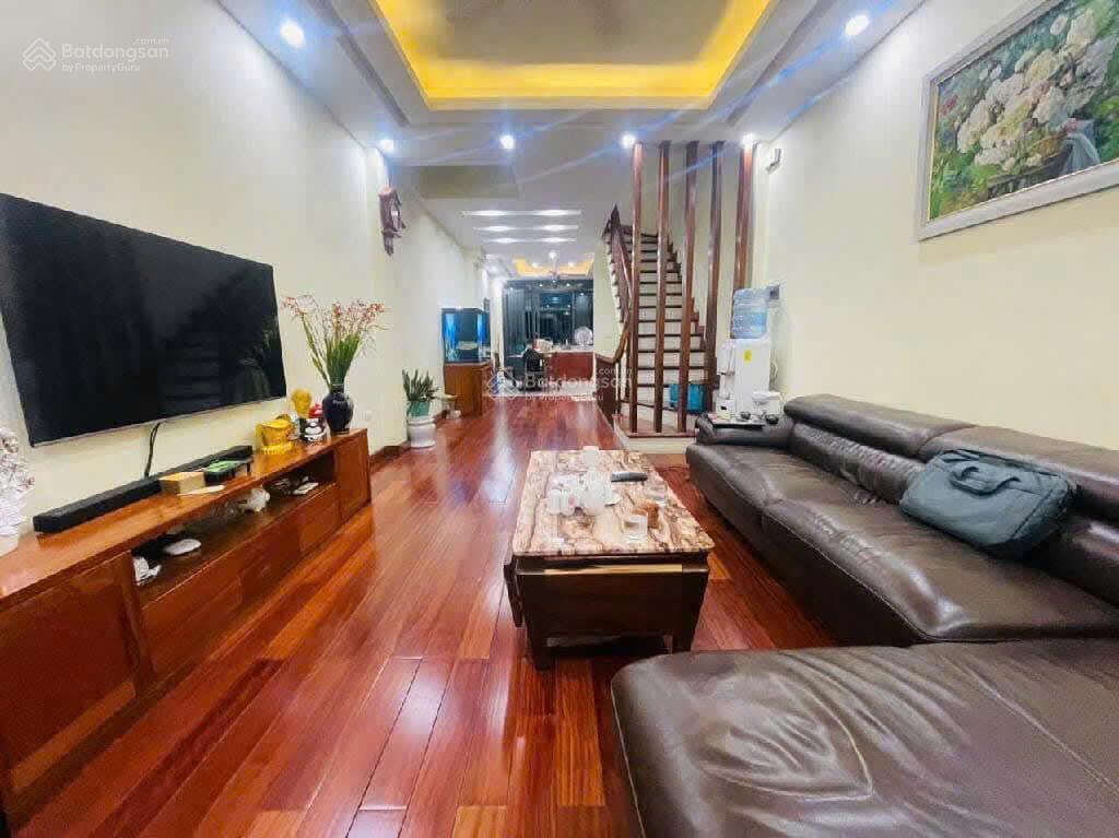 Bán nhà lô góc 34m2, 5t, mt 4m, giá 8 tỷ, dương văn bé hai bà trưng 0947 913 ***