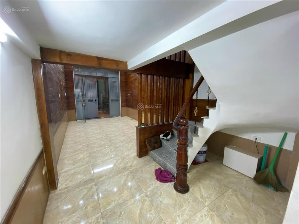 Bán gấp lô góc 30m2, 5t, mt 4m, giá nhỉnh 6tỷ, minh khai, hai bà trưng 0947 913 ***