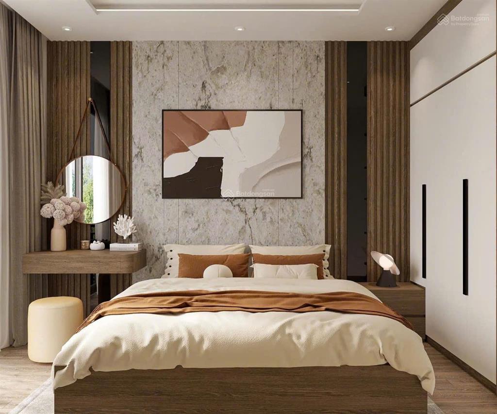 Bán nhà phố 8  3, 36m2, 5t mt 3.6m giá 7.4tỷ hai bà trưng. 0947 913 ***