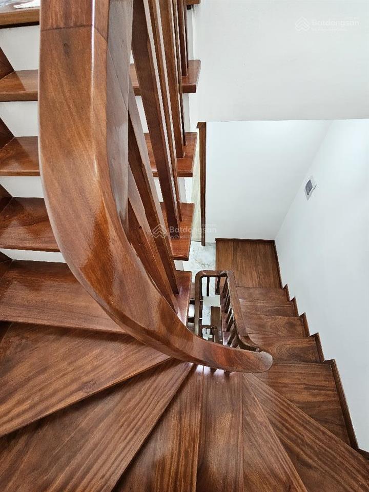 Bán gấp phân lô dt 38m2 5t mt 4.1m giá 8 tỷ minh khai, hai bà trưng 0947 913 ***