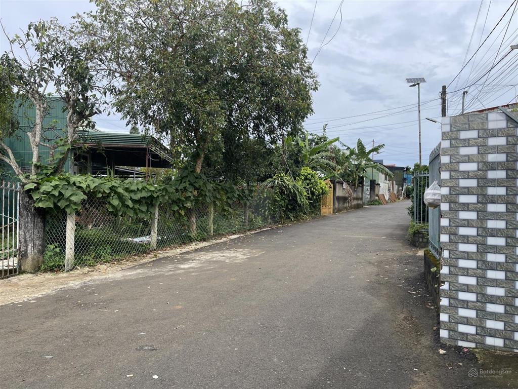 View hồ nam phương  bùi thị xuân  phường 1  bảo lộc  dt12mx22m sẵn 100 thổ cư đường nhựa 2 ôtô