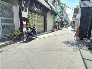 Bán nhà 1 trệt 2 lầu sân thượng sát q10 chỉ 3.5 tỷ