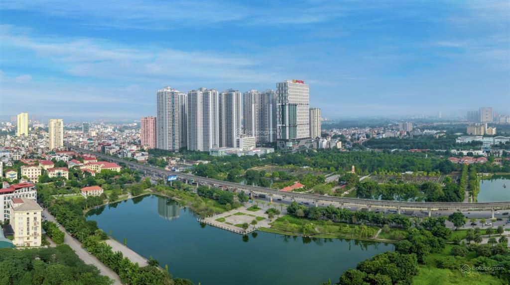 Bán sàn thuơng mại văn phòng hạng a  rox tower goldmark city  hồ tùng mậu. giá niêm yết 5x tr/m2