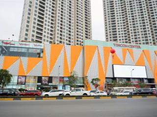 Ngộp bank bán gấp căn 1,5 ngủ  45m2 tại vinhomes d'capitale, full đồ đẹp mới, giá tốt, view hồ đẹp