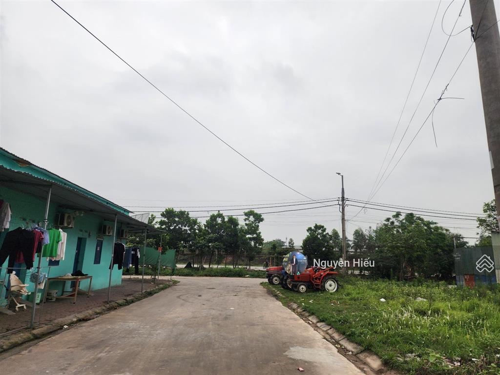 Bán lô đất dãy i giãn dân 72m2 sát chung cư tại đồng lớn, quang châu, việt yên, bắc giang hơn 3 tỷ