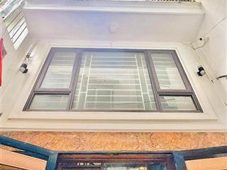 Chính chủ cần bán  nhà 5 tầng 44,7m2  5tầng  6pn  thang máy  mặt tiền 5.3m   0963 989 ***