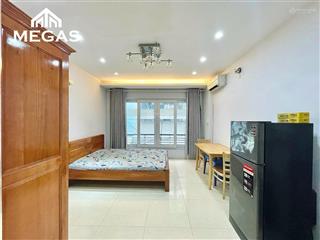 Cho thuê studio bancong / cửa sổ đủ tiện nghi  gần nowzone nguyễn văn cừ