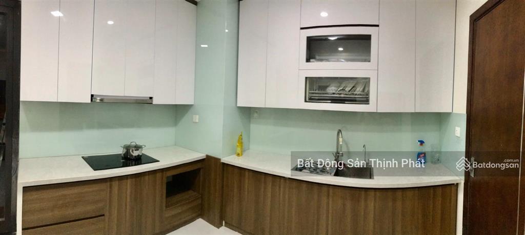 Cho thuê căn hộ cao cấp bohemia lê văn thiêm, 130m2, 2 pn full đồ đẹp giá chỉ 18 triệu/th