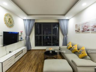 Hot! cho thuê căn hộ 2 ngủ 2wc  đủ đồ tại golden palm chỉ 16tr. ban công đông nam, có slot oto.