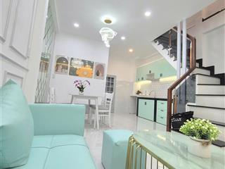 Nhà mới full nội thất 4.2x8m 1 trệt 1 lầu 2pn 2wc  giá 4.8 tỷ