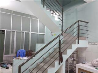 Nhà ngay trung tâm.chợ phạm văn bạch