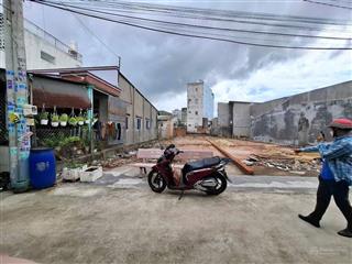 239m2 đất mt xts 24d nguyễn văn bứa