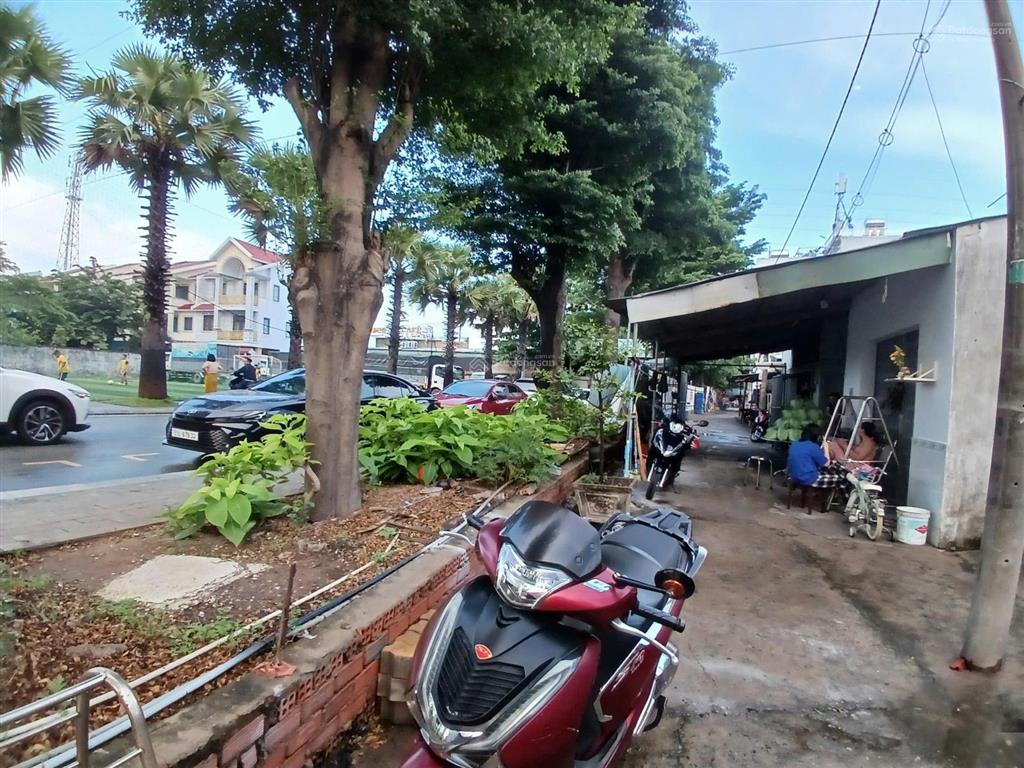 Bán 2 căn nhà 4449/5b và 4449/7 nguyễn cửu phú tân tạo a bình tân