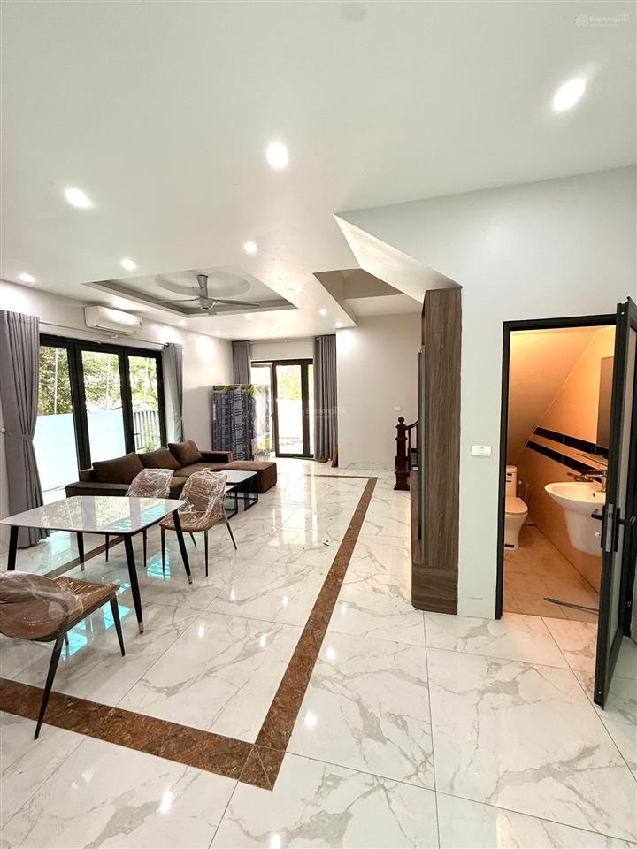 Hàng hiếm! siêu phẩm căn góc hoa hậu 120m2  8m mặt tiền  chính giữa trung tâm khu đô thị beomes