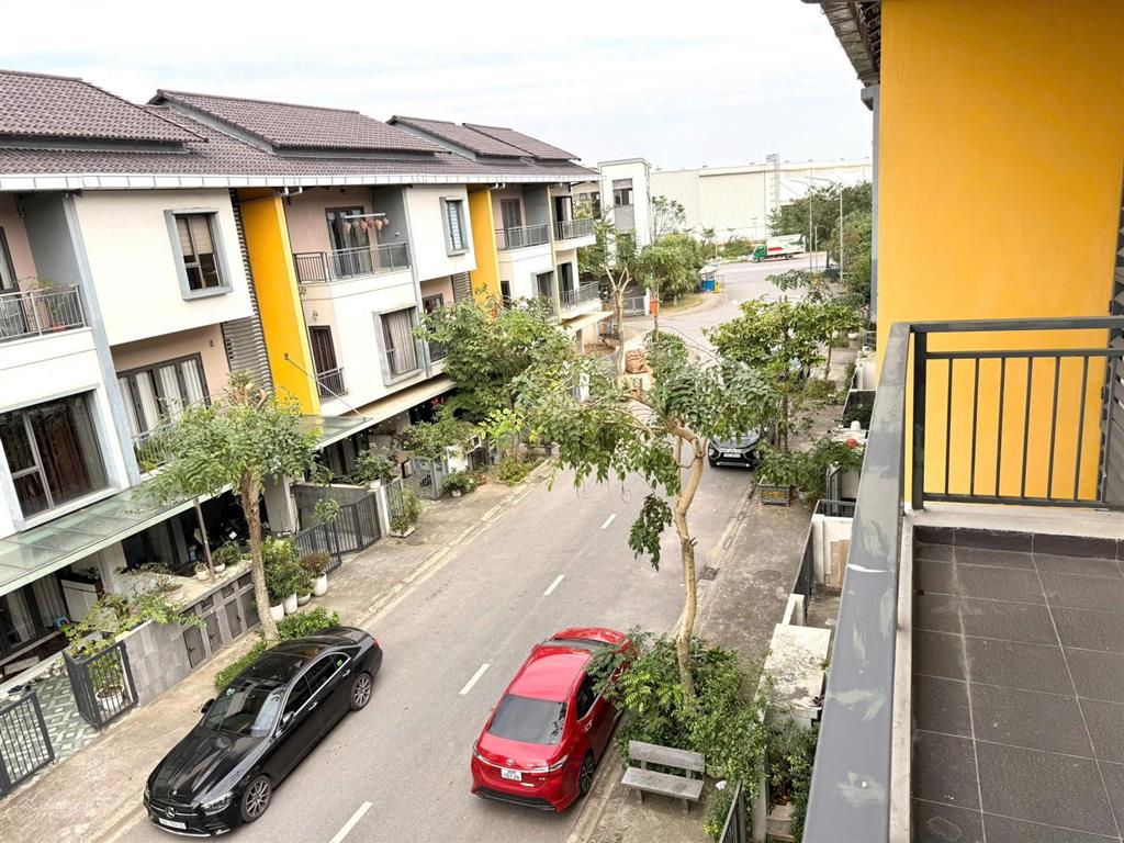 Hàng hiếm! siêu phẩm căn góc hoa hậu 120m2  8m mặt tiền  chính giữa trung tâm khu đô thị beomes